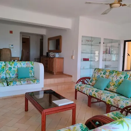 Aparthotel Turisticos Buganvilia Lagos
